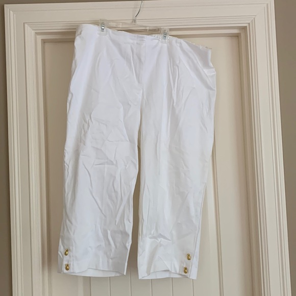 Liz Claiborne Pants - White Capris